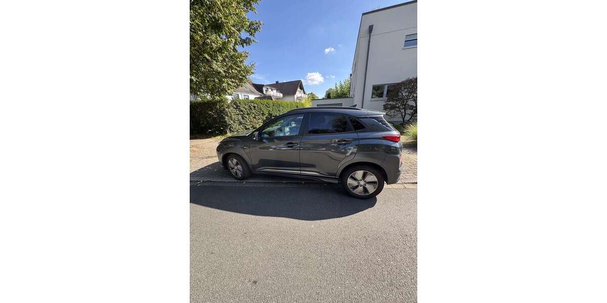 Hyundai KONA 75.000 km 18.900 &euro; Essen 45259