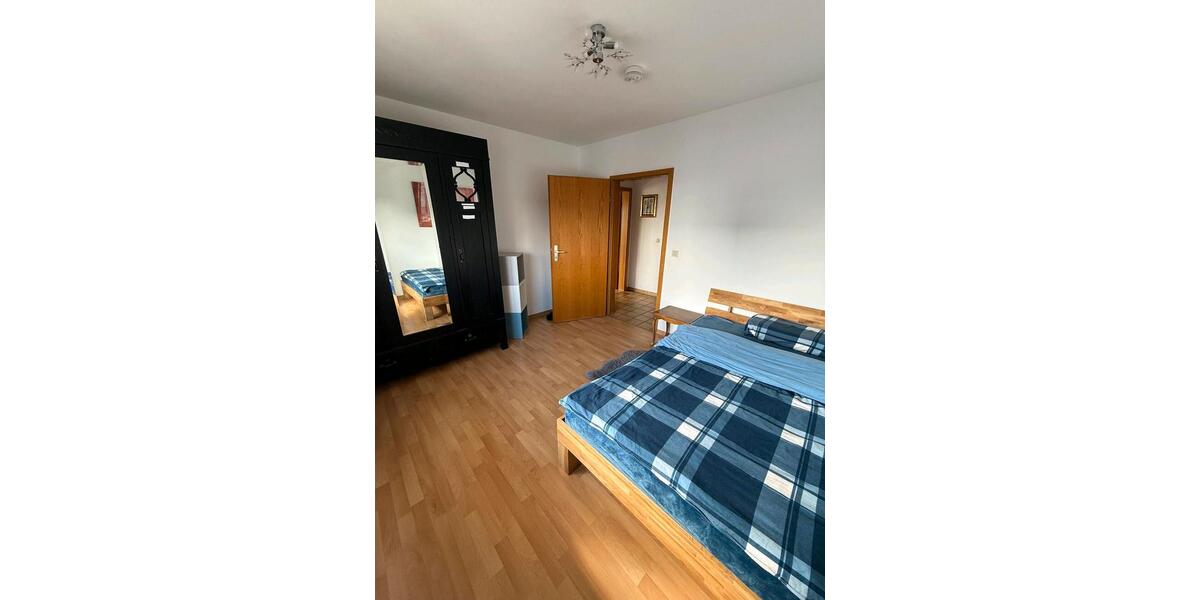 Etagenwohnung Hofheim am Taunus - 3 Zimmer, 97 m&sup2;, 1.300&euro; | Angebot:25607088