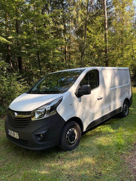 Opel Vivaro 174.900 km 8.600 € Kelheim 93309