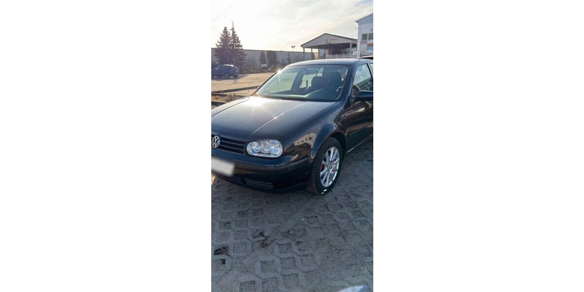 VW Golf 208.829 km 4.200 &euro; Seelow 15306