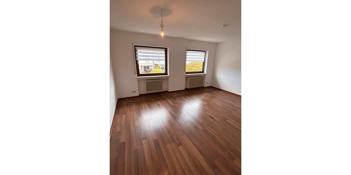 Etagenwohnung Karlsruhe Wettersbach - 4 Zimmer, 112 m&sup2;, 1.430&euro; | Angebot:26012950