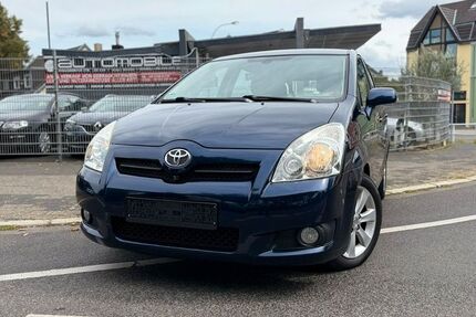 Toyota Corolla Verso 220.000 km 2.990 € Brühl 50321