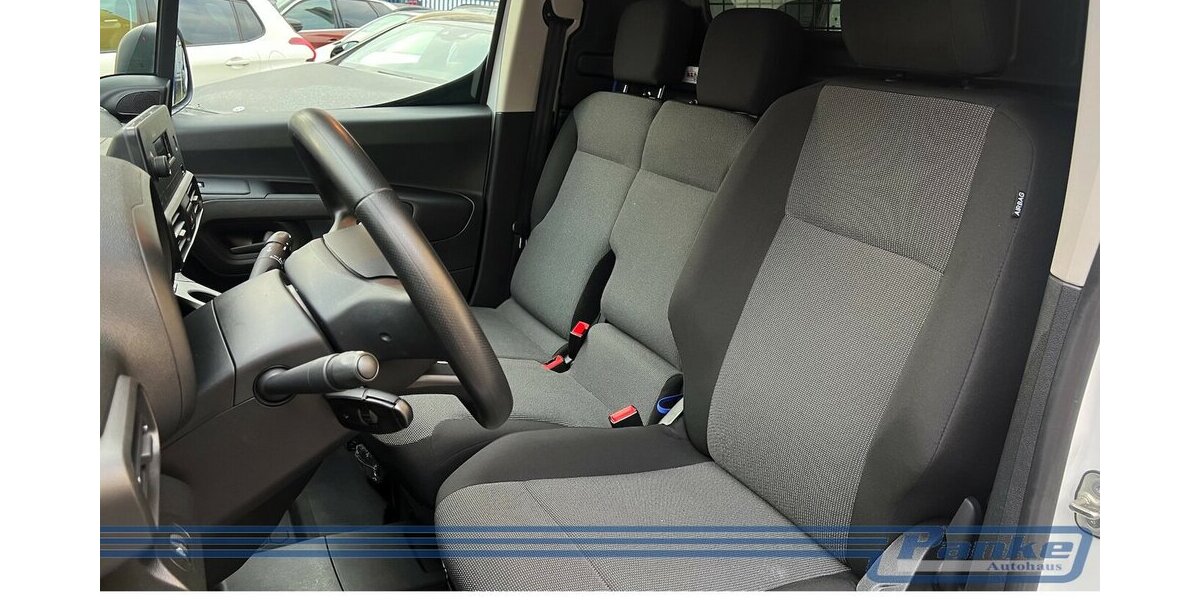 Citroen Berlingo Club XLL2*3-Sitz*Sthzg*Tempo*PDC*Glas* 34.799 km 16.990 &euro; Berlin 13187