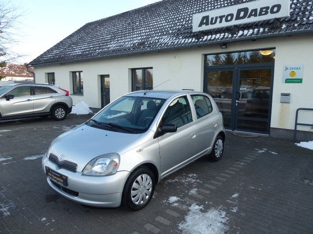 Toyota Yaris 174.697 km 2.485 &euro; Jaenschwalde 03197