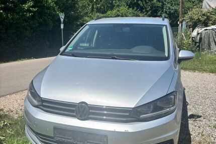 VW Touran 340.000 km 7.900 &euro; Ulm 89075
