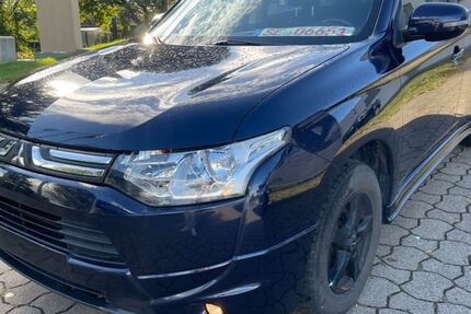 Mitsubishi Outlander 149.960 km 4.990 &euro; Trappenkamp 24610