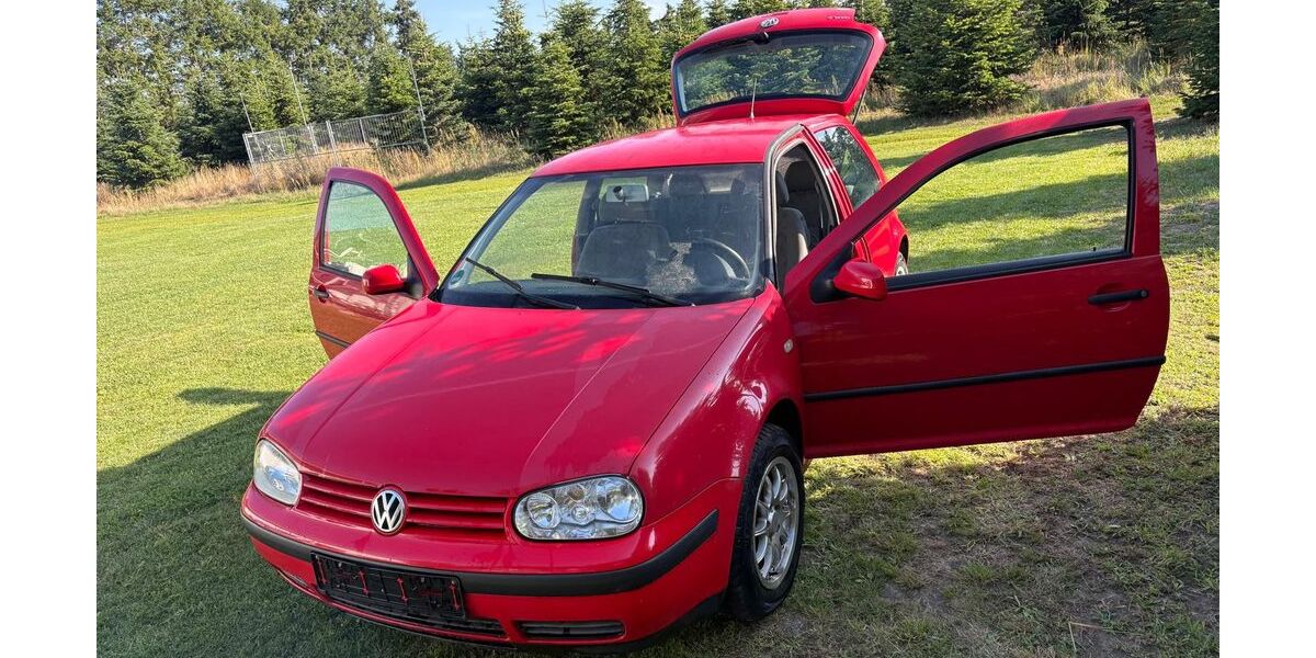 VW Golf 197.700 km 1.400 &euro; Werder (Havel) 14542