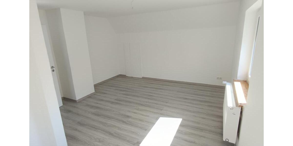 Einfamilienhaus Landau an der Isar - 6 Zimmer, 150 m&sup2;, 1.480&euro; | Angebot:26432104
