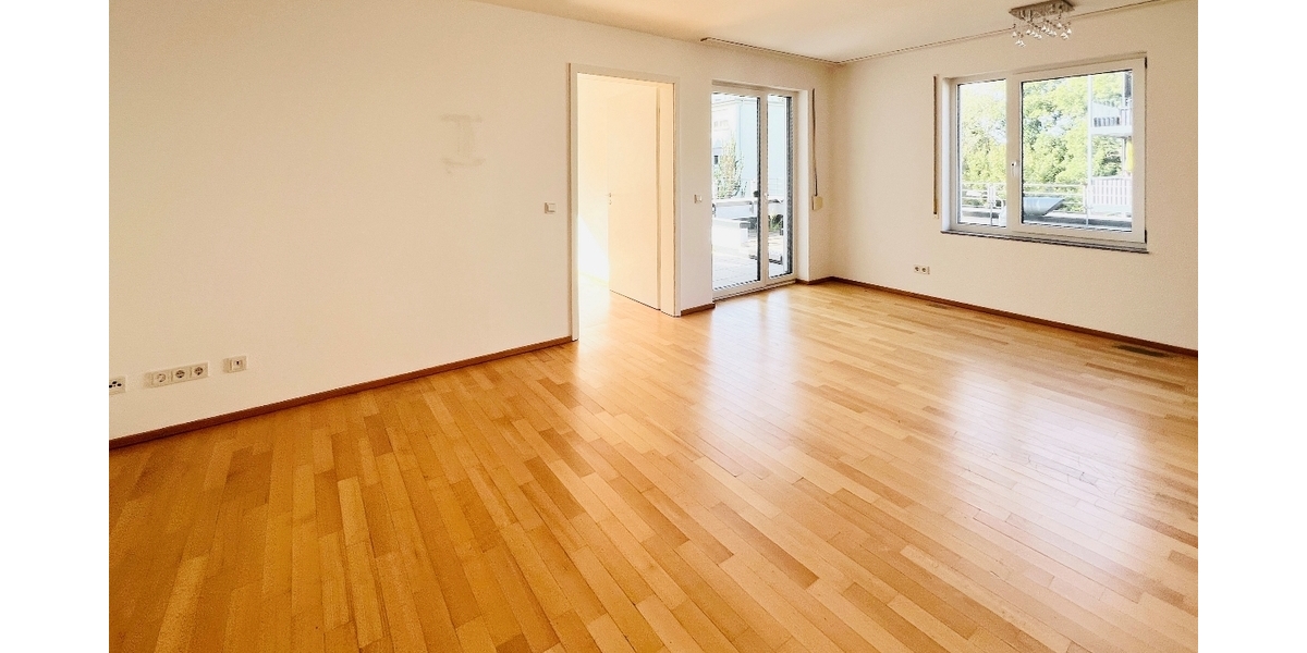 Gut geschnittene 2-Zimmer-Wohnung mit großer Dachterrasse in Frankfurt-Unterliederbach! - Etagenwohnung Frankfurt am Main Unterliederbach | Angebot:27266002