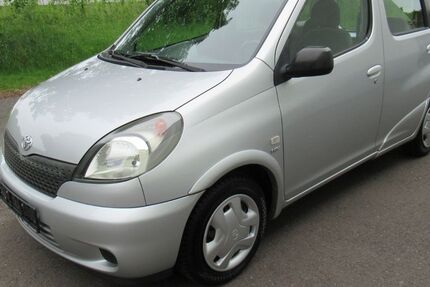Toyota Yaris 89.042 km 5.999 &euro; Eisenach 99817