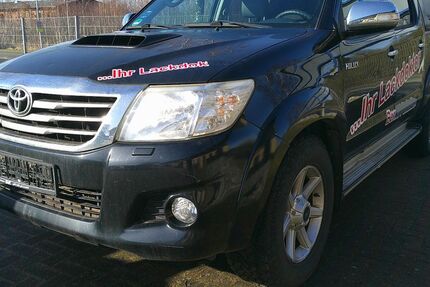 Toyota Hilux 222.000 km 16.600 &euro; Neddemin 17039