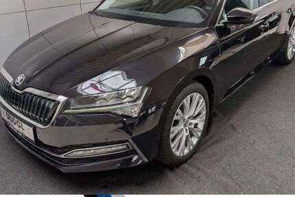 Skoda Superb 81.999 km 20.970 &euro; Raesfeld 46348