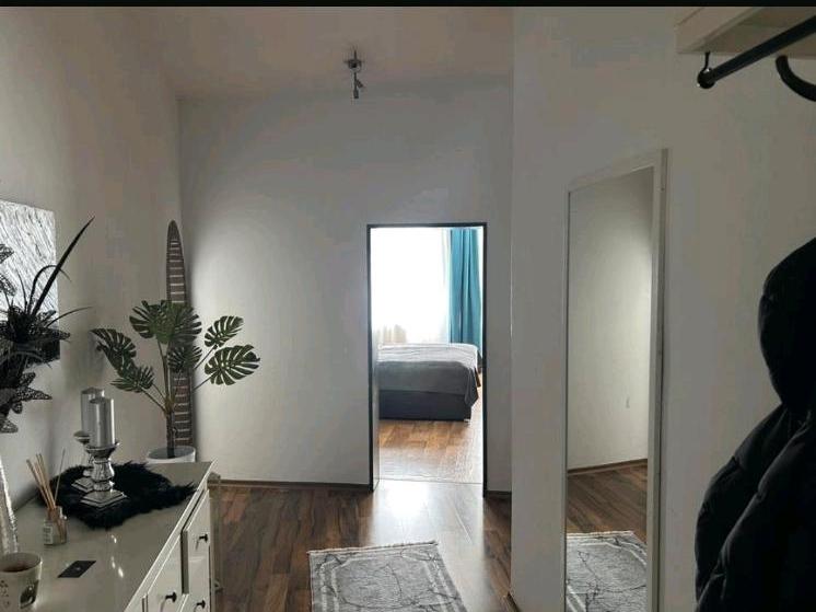 Etagenwohnung Bremerhaven Mitte - 5 Zimmer, 130 m&sup2;, 140.000&euro; | Angebot:26926543