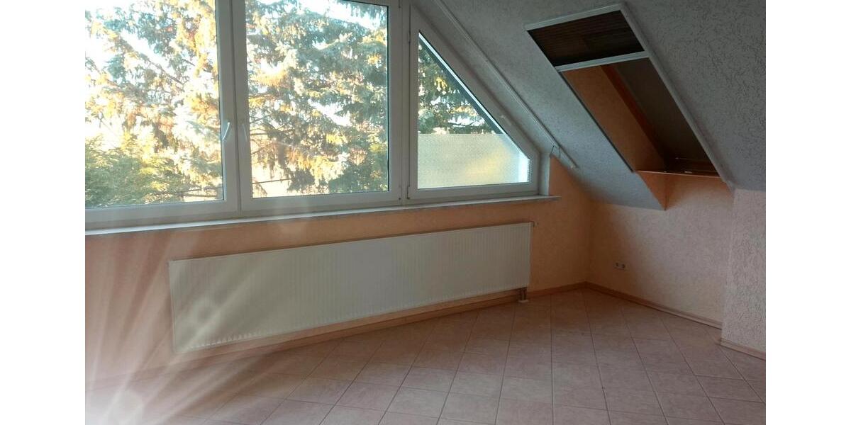 Etagenwohnung Ahrensfelde - 2 Zimmer, 140 m&sup2;, 1.500&euro; | Angebot:26398626