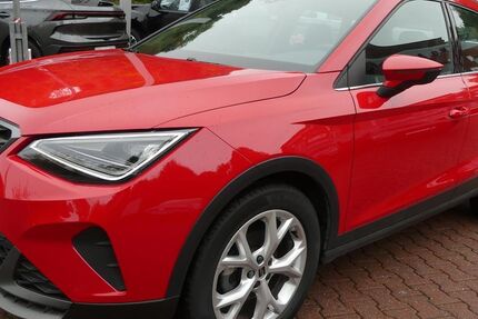 Seat Arona 49.900 km 16.990 &euro; Schneeberg 08289