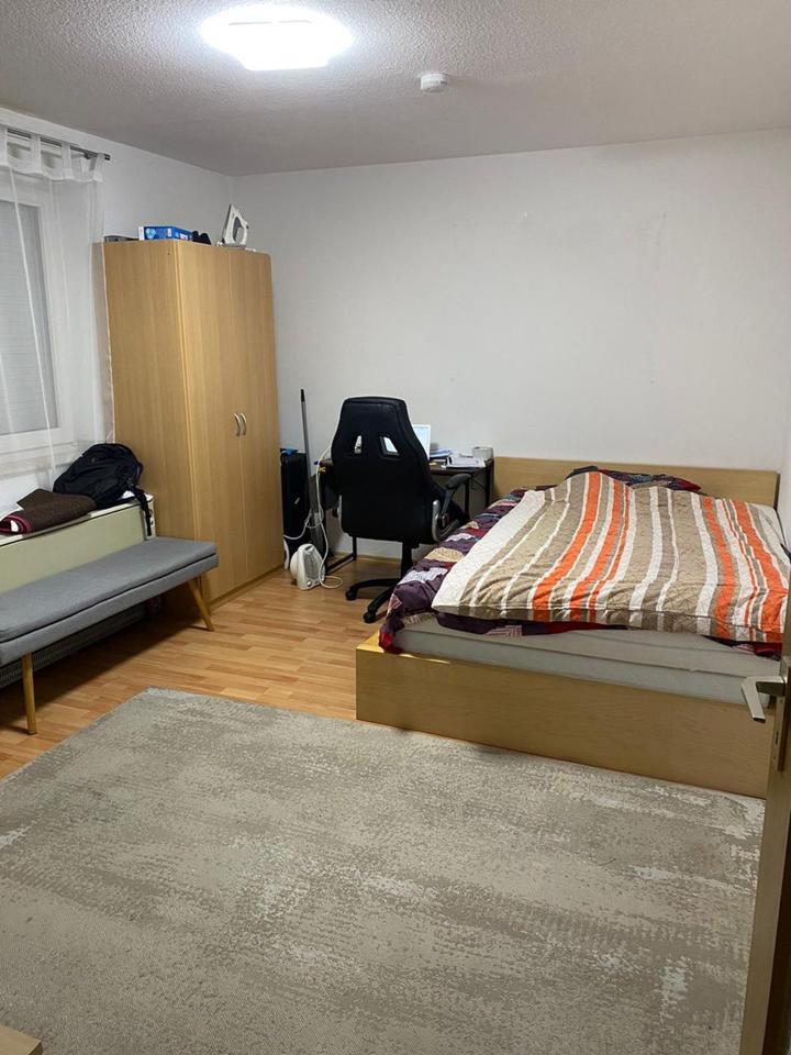 Ein Studio-Apartment ist für die Miete zur Verfügung