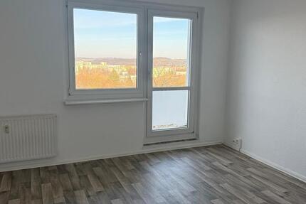 Wohnung Gera Debschwitz - 5 Zimmer, 118 m&sup2;, 705&euro; | Angebot:25225267