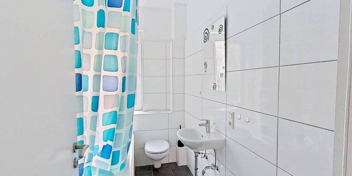 Etagenwohnung Nordenham Einswarden - 6 Zimmer, 105 m&sup2;, 739&euro; | Angebot:26891622