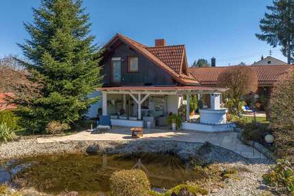 Haus zum Kaufen in Tittling 575.000 € 175.08 m² 6 zimmer