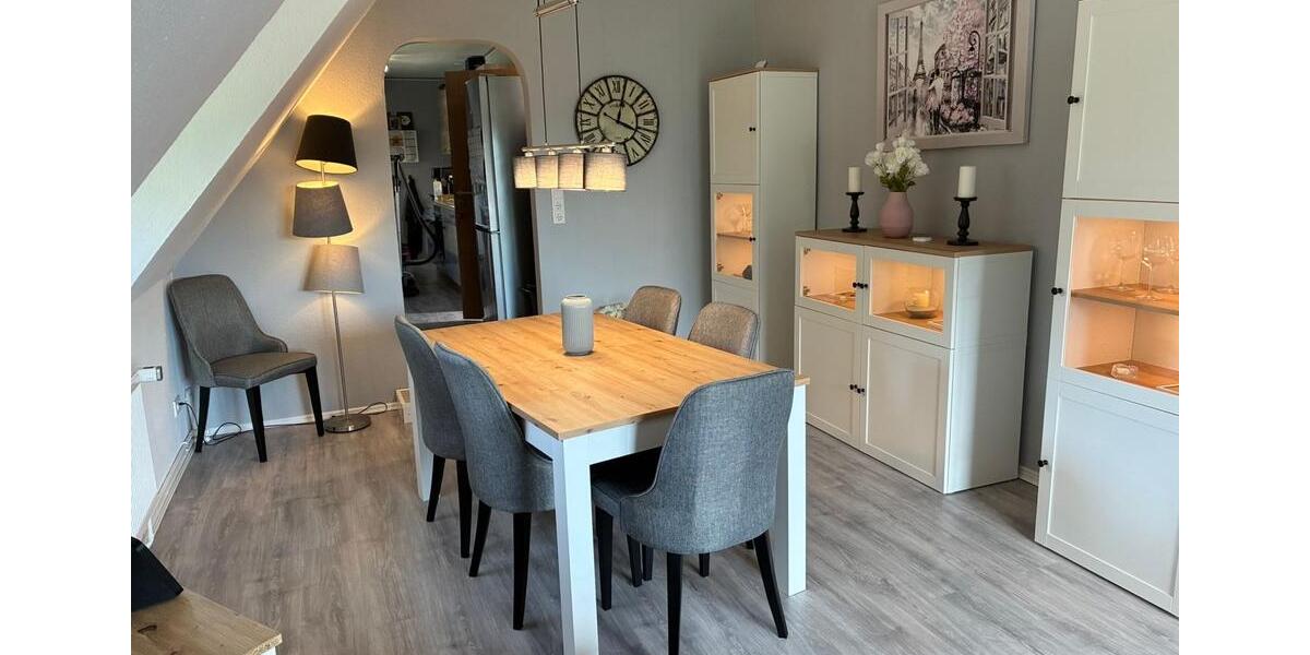 Dachgeschoßwohnung Bremerhaven Schiffdorferdamm - 3 Zimmer, 96 m&sup2;, 195.000&euro; | Angebot:25580552