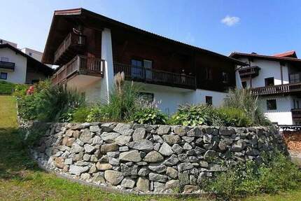 Haus Viechtach - 6 Zimmer, 290 m&sup2;, 450.000&euro; | Angebot:26345519