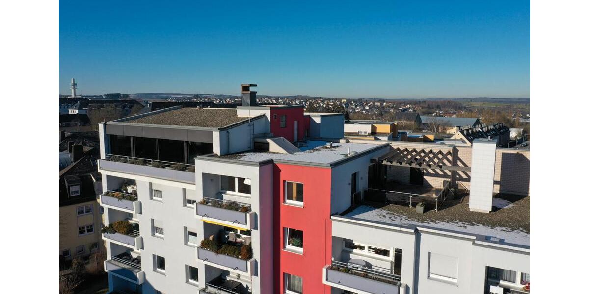 Einfamilienhaus Hof Neuhof - 5 Zimmer, 326 m&sup2;, 1.950&euro; | Angebot:26096955
