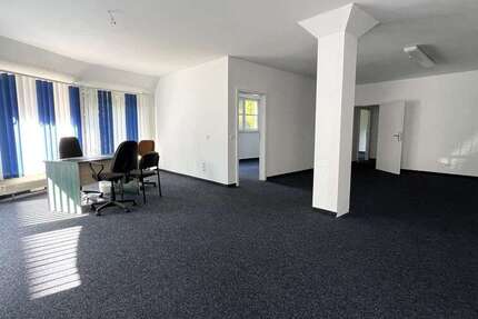 Einzelhandel in Mittweida 710 € 146.03 m²