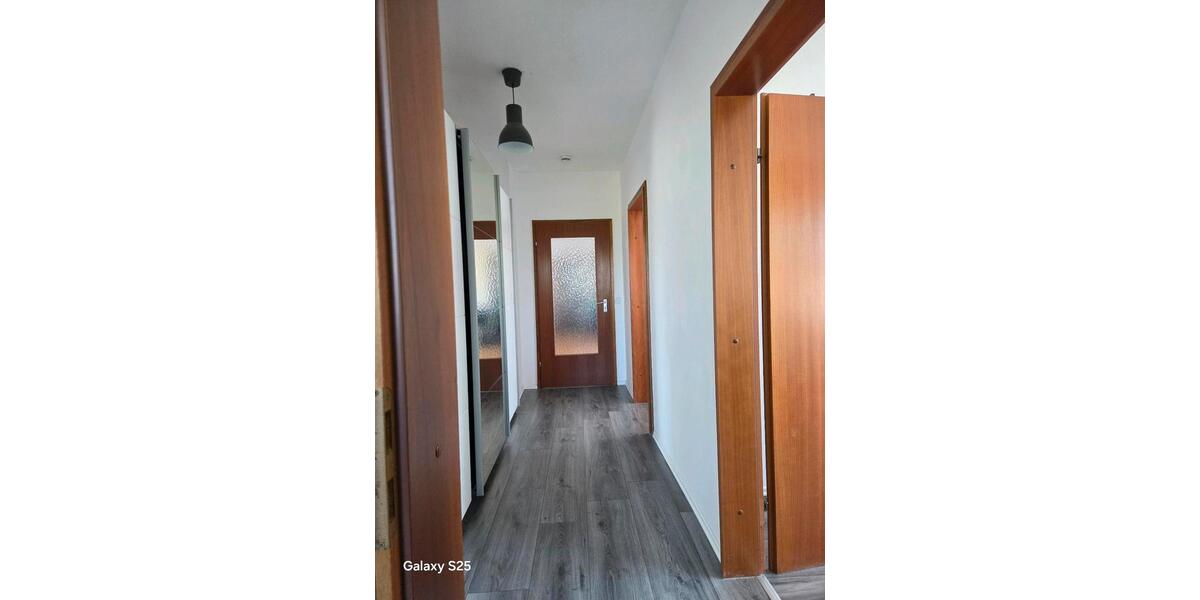 Dachgeschoßwohnung Saarbrücken Neue Bremm - 4 Zimmer, 86 m&sup2;, 265.000&euro; | Angebot:27030056