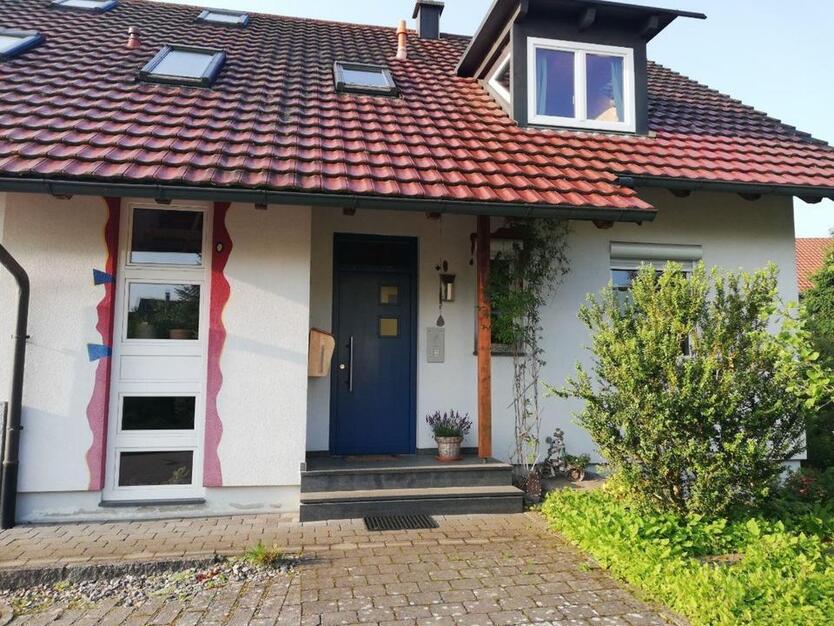 Großzügiges Einfamilienhaus mit EinliegerWohnung in Mönchweiler