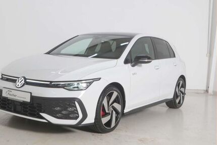 VW Golf 26.111 km 34.480 &euro; Pilsach 92367