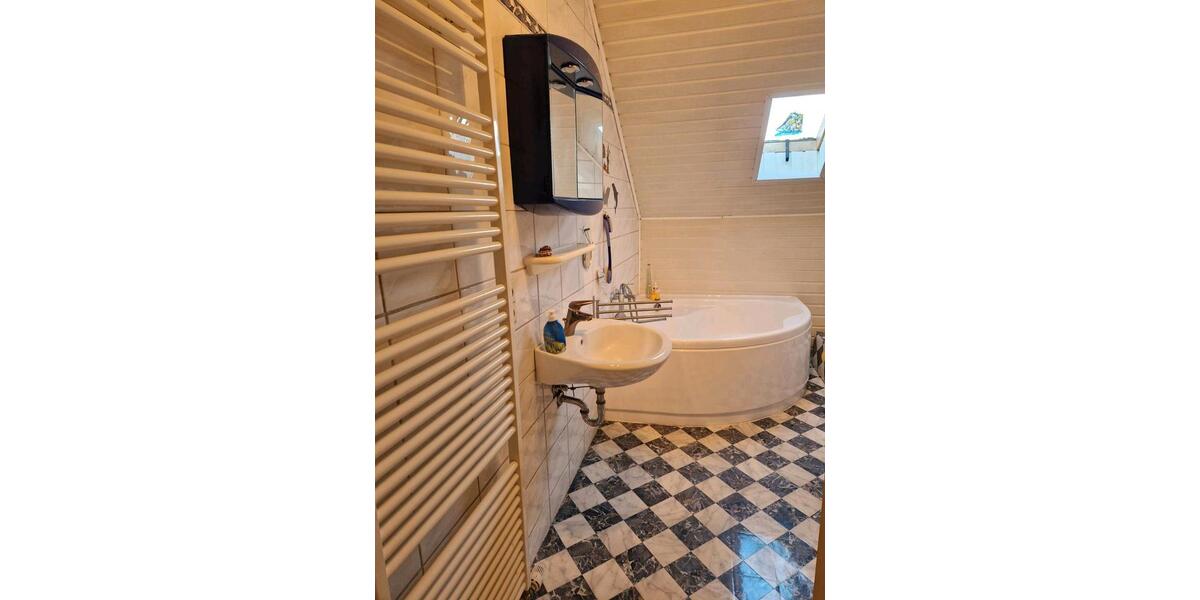 Einfamilienhaus Bergfeld - 8 Zimmer, 224 m&sup2;, 380.000&euro; | Angebot:26758253