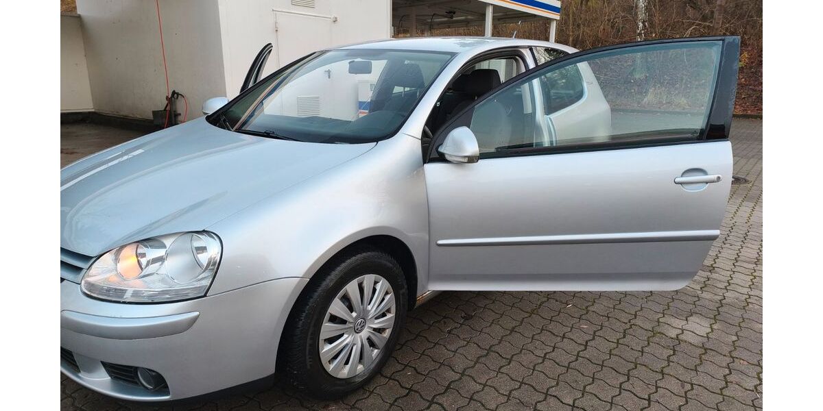 VW Golf 200.000 km 2.350 &euro; Schwerin 19061