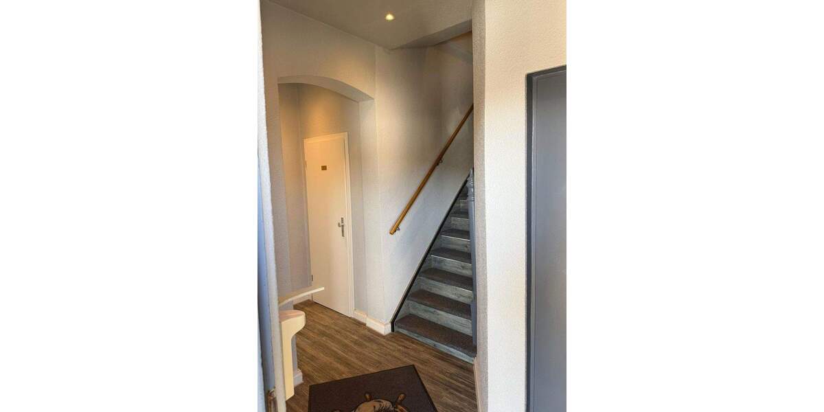 Mehrfamilienhaus, Wohnhaus Büsum - 8 Zimmer, 174 m&sup2;, 590.000&euro; | Angebot:25397211