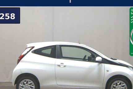 Toyota Aygo (X) 111.370 km 5.180 &euro; Gyhum/Bockel 27404