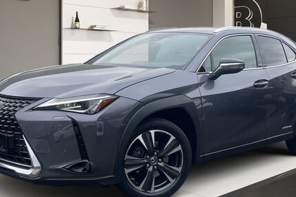 Lexus UX 32.536 km 24.788 &euro; Köln 51069