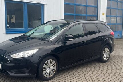 Ford Focus 272.400 km 4.100 &euro; Zörbig bei Leipzig 06780