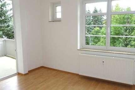 Wohnung Chemnitz Ebersdorf - 2 Zimmer, 57 m&sup2;, 345&euro; | Angebot:26865699
