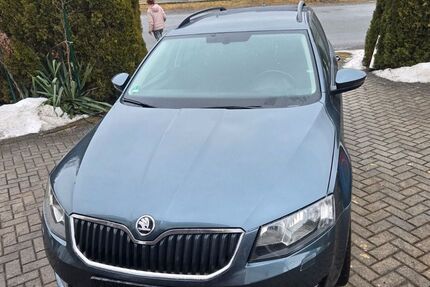 Skoda Octavia 140.250 km 7.999 &euro; Hirschberg 07927