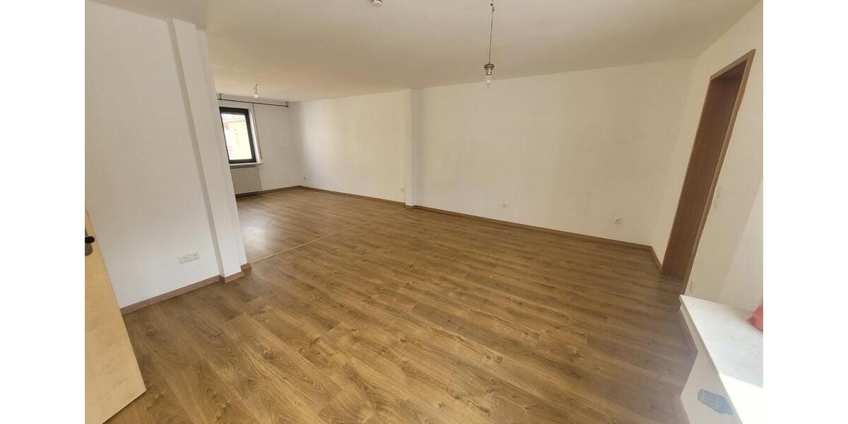 Etagenwohnung Bürstadt - 2.5 Zimmer, 74 m&sup2;, 940&euro; | Angebot:25339686