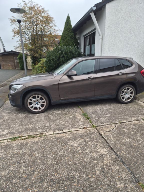 BMW X1 190.000 km 8.250 € Kamen 59174
