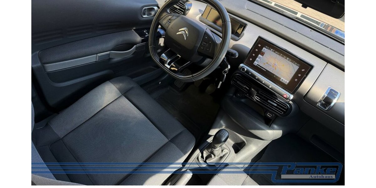 Citroen C4 Cactus Business 1.2*SHZ*NAV*USB*Kamera*LED* 105.469 km 6.480 &euro; Berlin 13187