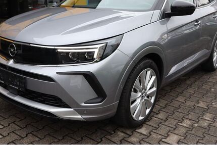 Opel Grandland (X) 33.000 km 23.980 &euro; Ulm 89073