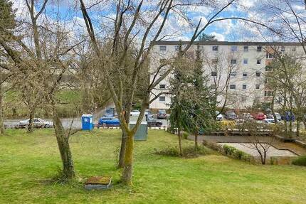 Modernisierte 3 Zimmerwohnung mit Balkon in Nbg-Röthenbach