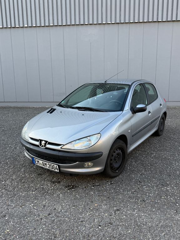 Peugeot 206 117.000 km 2.200 € Teningen 79331