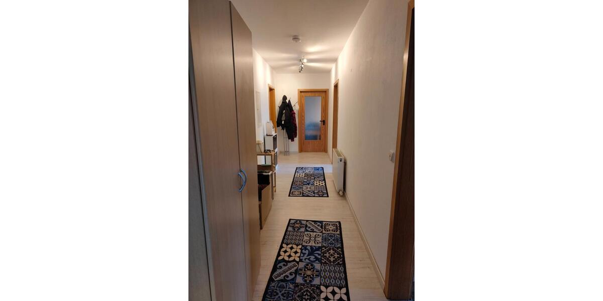 Etagenwohnung Oederan - 4 Zimmer, 90 m&sup2;, 450&euro; | Angebot:25993064