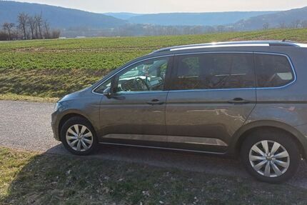 VW Touran 160.500 km 12.500 &euro; Bad Bocklet 97708