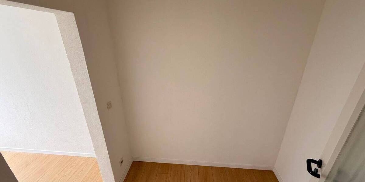 Etagenwohnung Gelsenkirchen Feldmark - 9 Zimmer, 169 m&sup2;, 1.490&euro; | Angebot:26853818