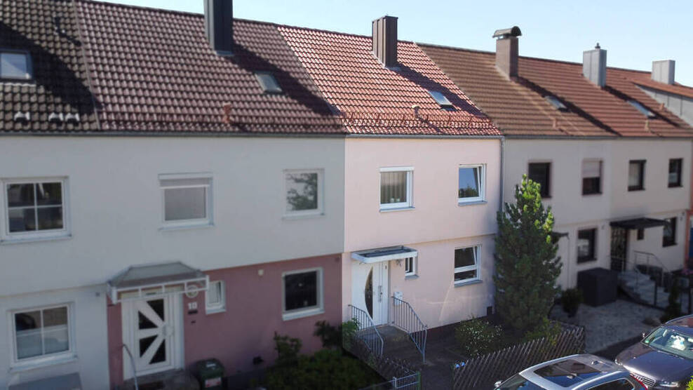 TOP Wohnlage von Wendelstein - Reihenmittelhaus mit Grundstück und Garage!