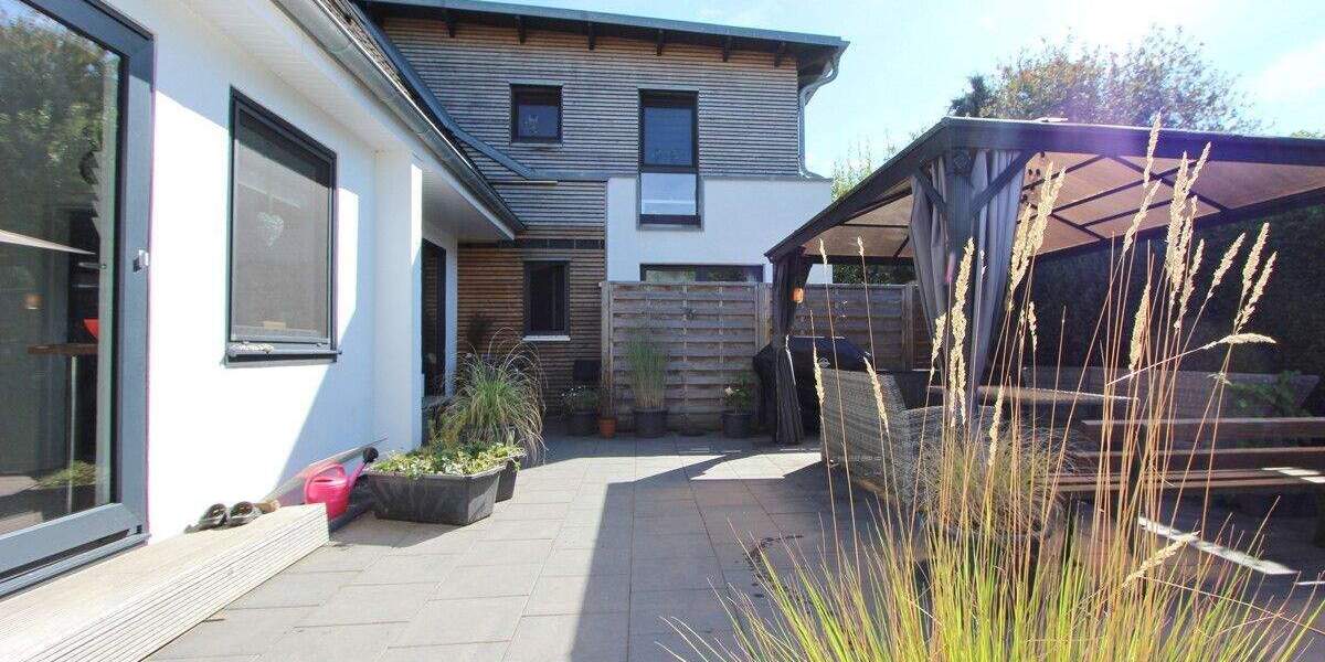 Einfamilienhaus Barmstedt - 9 Zimmer, 237 m&sup2;, 529.000&euro; | Angebot:24608909