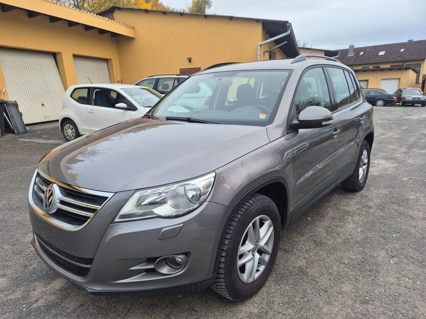 VW Tiguan 100.500 km 9.899 € Uettingen 97292